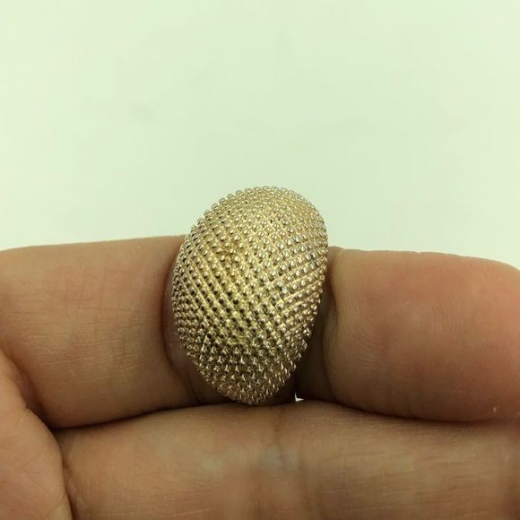 925 Sterling Silver Pegged Dome Ring Size 5 - Picture 2 of 7